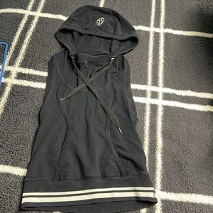 Vest very good lulu used normal